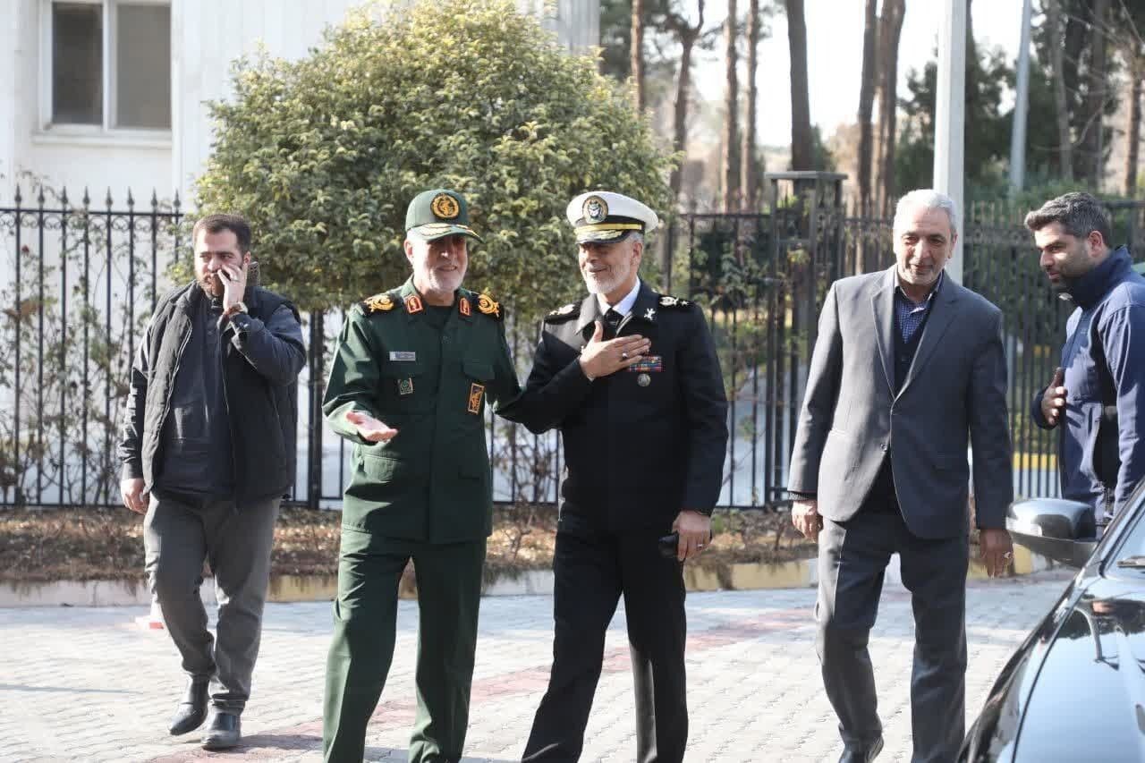 خوش و بش فرماندهان ارشد سپاه با فرماندهان و نظامیان ارتش | تصاویر