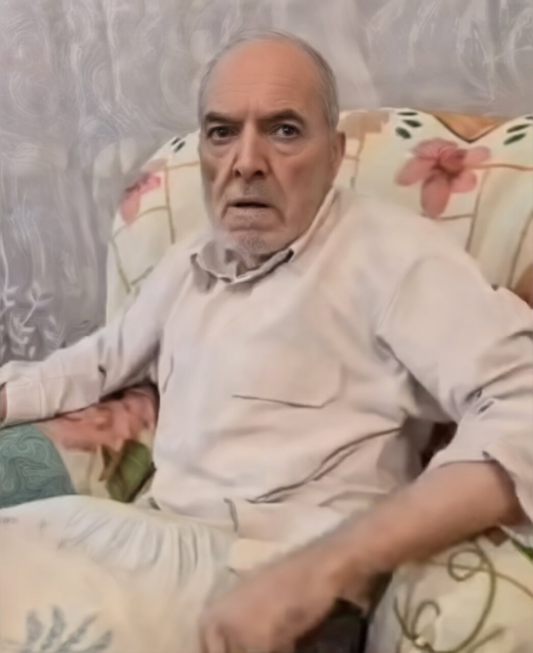 روایت ویدئویی که گریه همهمان را در آورد | این جانباز جنگ، شهادت حاج همت را دیده است