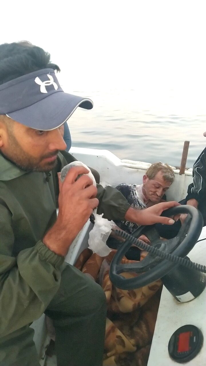 جزئیات نجات ۷ سرنشین لنج آتش گرفته توسط ناخدای ایرانی و ملوانانش