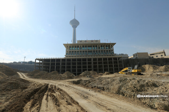 ایمن سازی گود برج میلاد ادامه دارد