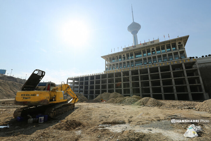 ایمن سازی گود برج میلاد ادامه دارد