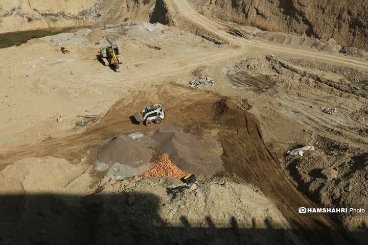 ایمن سازی گود برج میلاد ادامه دارد