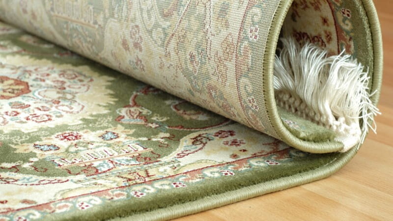 ترفندهای پاک کردن لکههای قدیمی از روی فرش