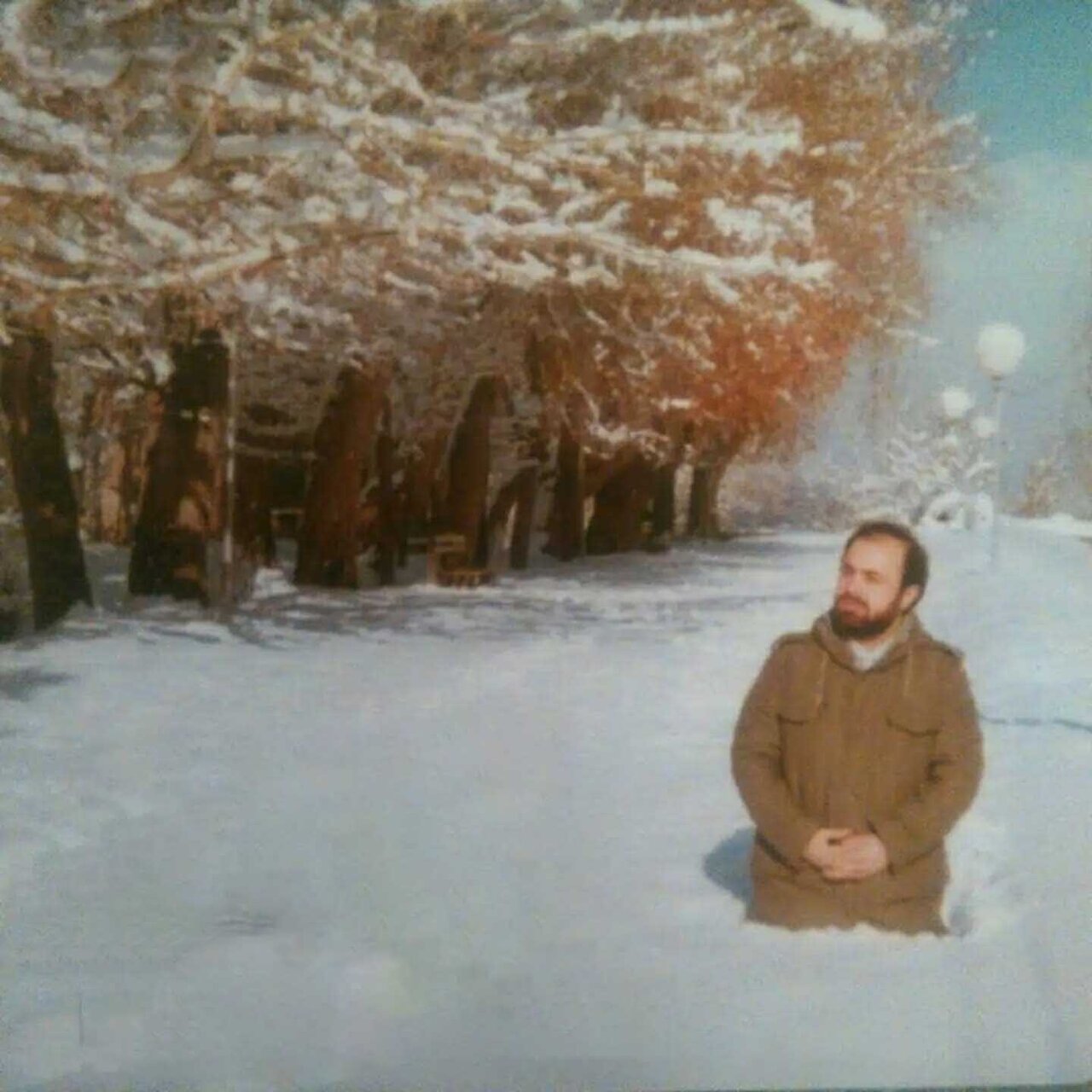 تصویری باورنکردنی از حجم عجیب برف در پارک شاهگولی تبریز