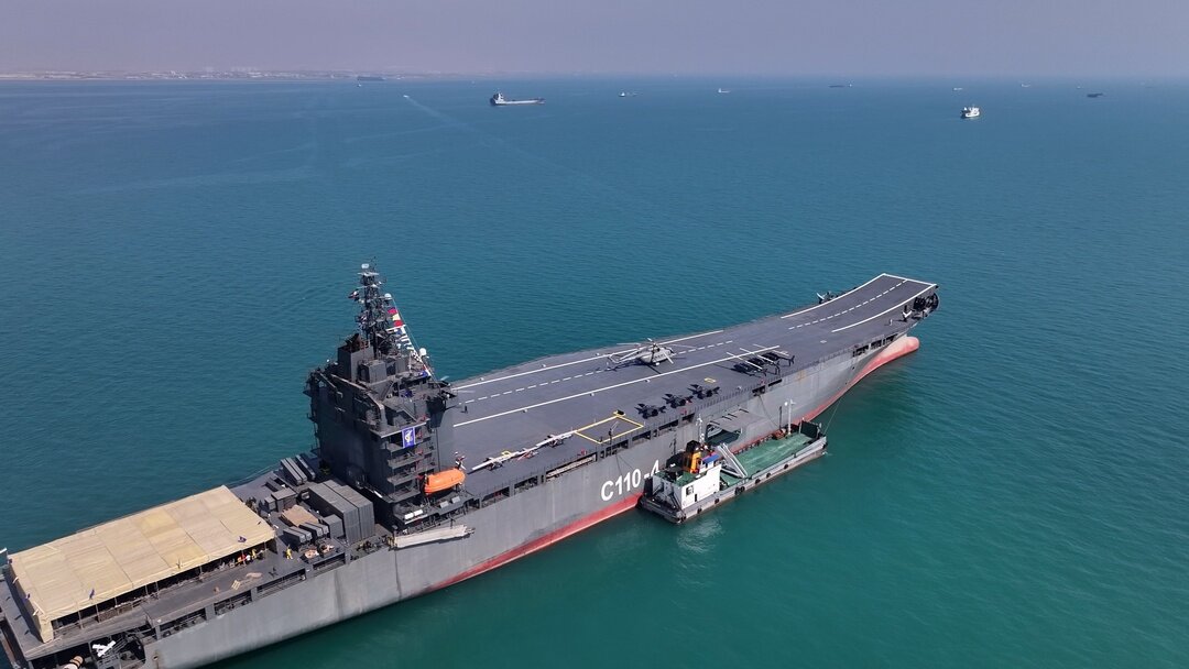 پایگاهی شناور برای حملات هدفمند؛ الحاق ناو پهپادبر شهید بهمن باقری به سپاه+ تصاویر