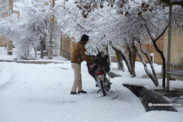 اولین برف زمستانی در اهر