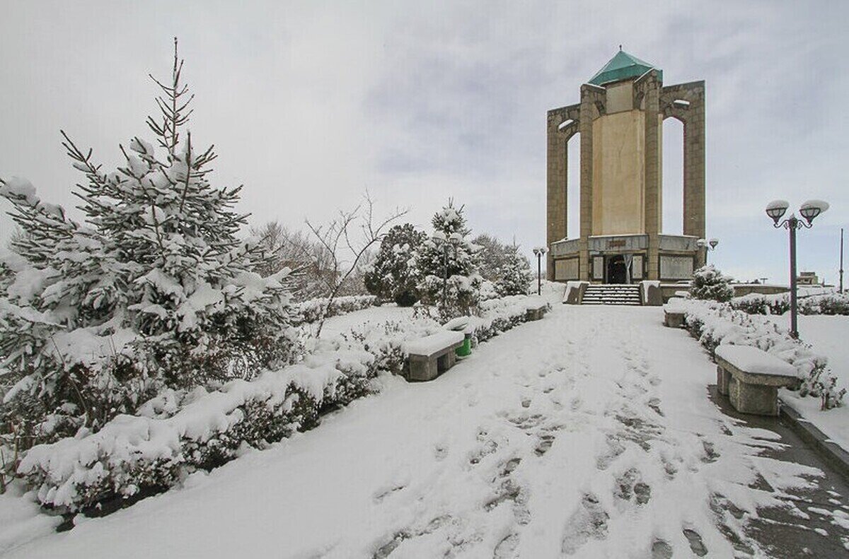 برف همدان