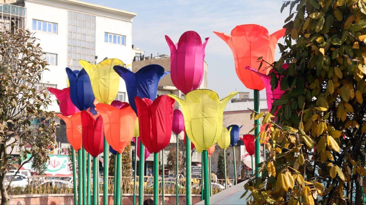 لاله های انقلاب