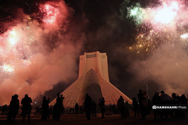 مراسم نورافشانی میدان آزادی