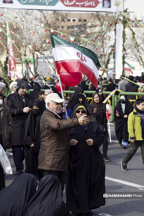 تصاویر راهپیمایی یوم الله ۲۲ بهمن ۱۴۰۳ - 1