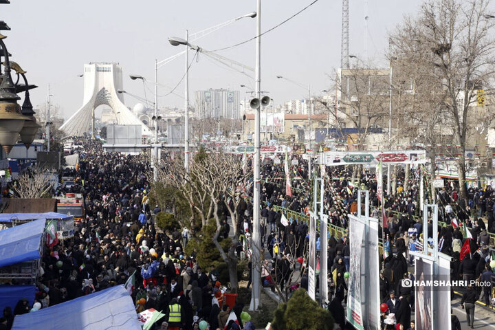 تصاویر راهپیمایی یوم الله ۲۲ بهمن ۱۴۰۳ - 1