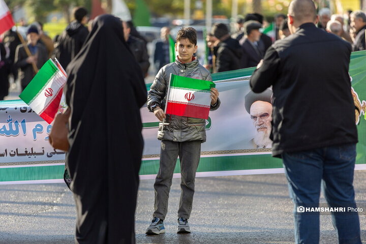 تصاویر راهپیمایی یوم الله ۲۲ بهمن ۱۴۰۳ در شهرستان آمل