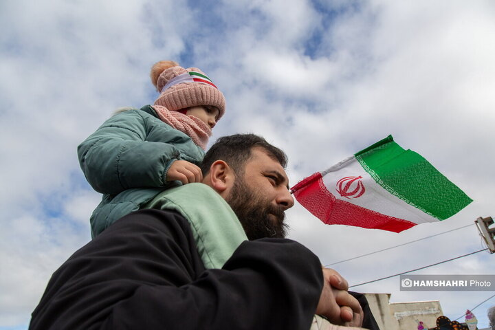 تصاویر راهپیمایی یوم الله ۲۲ بهمن ۱۴۰۳ در شهرستان آمل