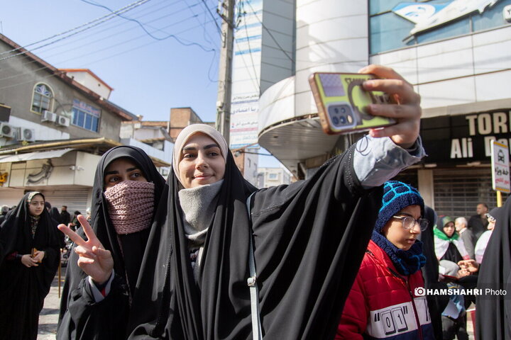 تصاویر راهپیمایی یوم الله ۲۲ بهمن ۱۴۰۳ در شهرستان آمل