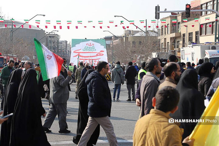 تصاویر راهپیمایی یوم الله ۲۲ بهمن ۱۴۰۳