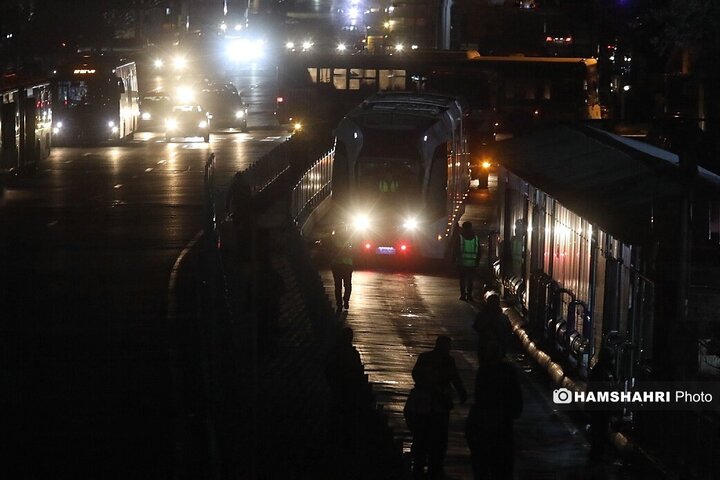 تست گرم تراموای چرخ لاستیکی در تهران