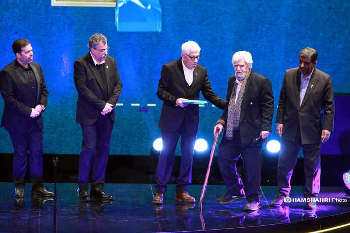 تصاویر اختتامیه چهل و سومین جشنواره فیلم فجر