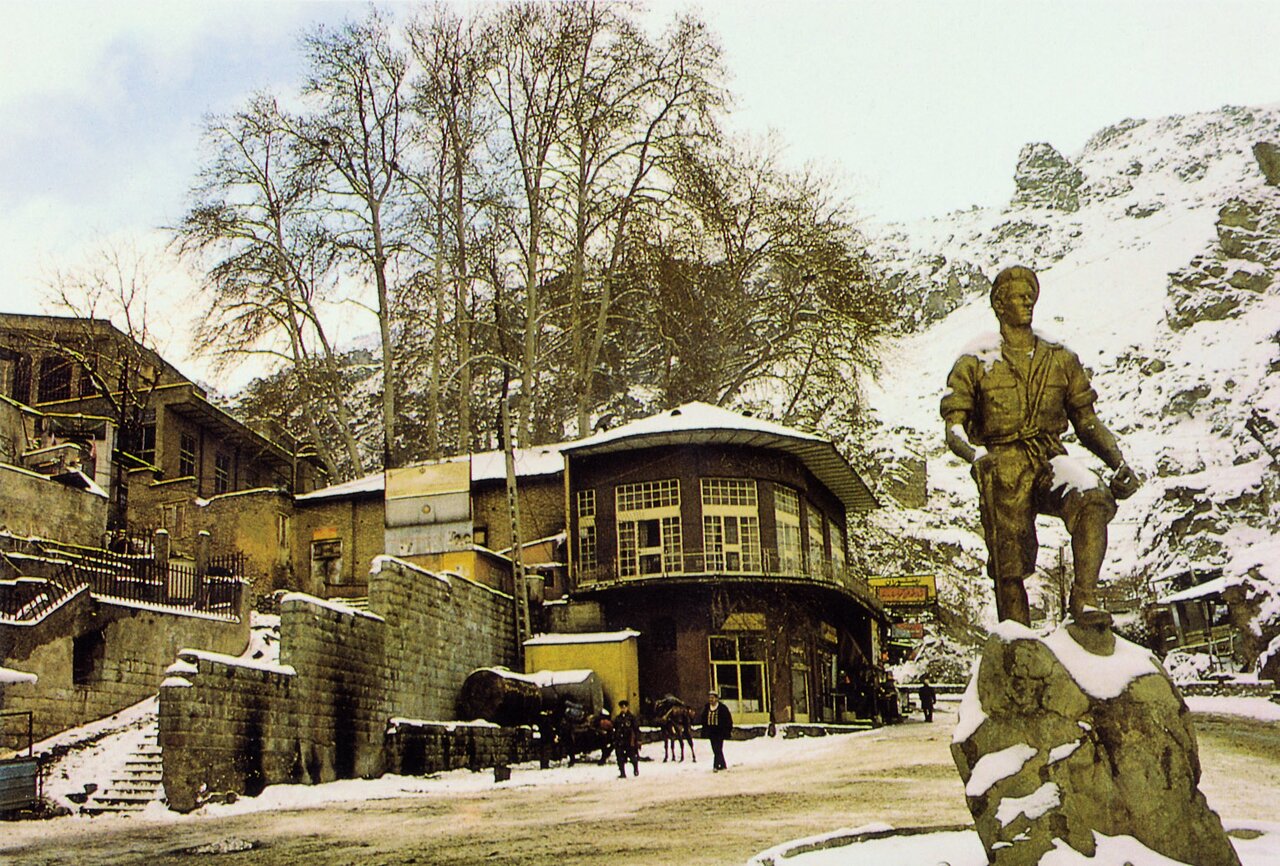 گشت و گذار در پاتوق چهارفصل تهران