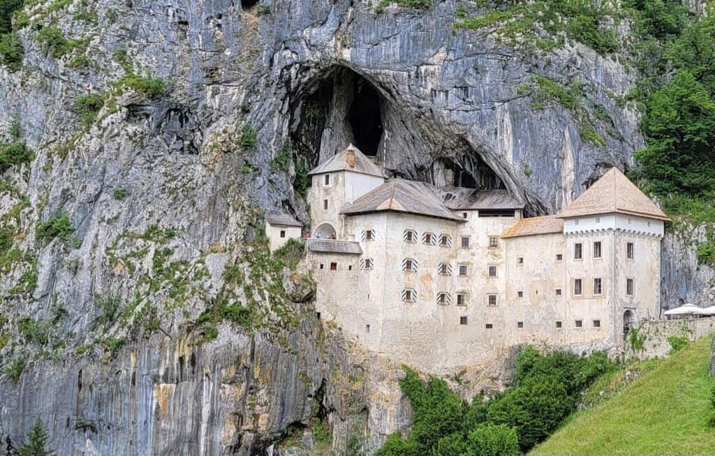 زیباترین قلعههای جهان را بشناسید | عکس