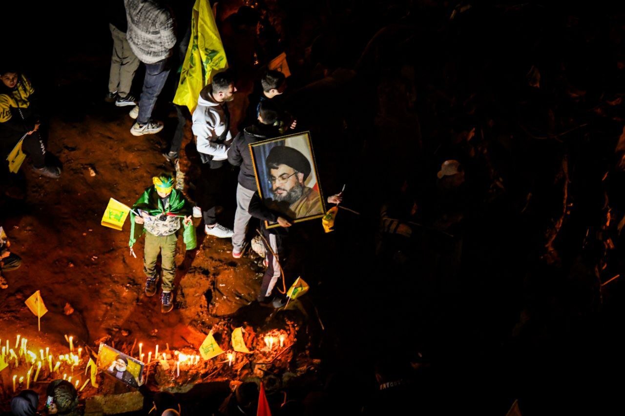 حضور مردم لبنان در مقتل سید حسن نصرالله؛ دیشب | تصاویر