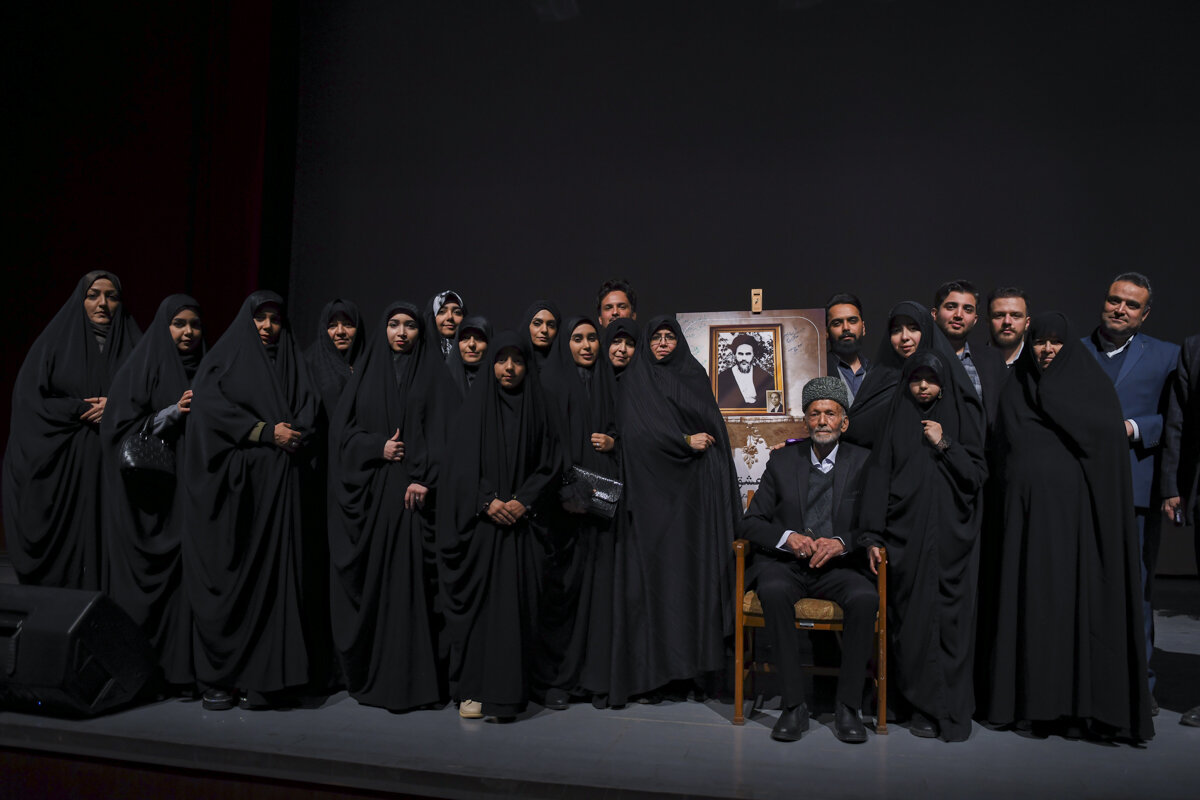 ماجرای حضور انقلابیون در منزل آیتالله نوری همدانی | خاطرات علی آقامحمدی در کتاب«به عشق خمینی»