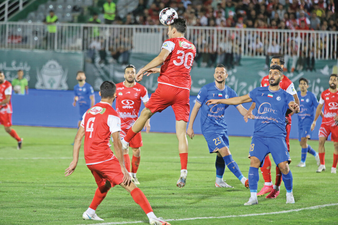 سود و زیان‌های تعویق دربی پرسپولیس – استقلال