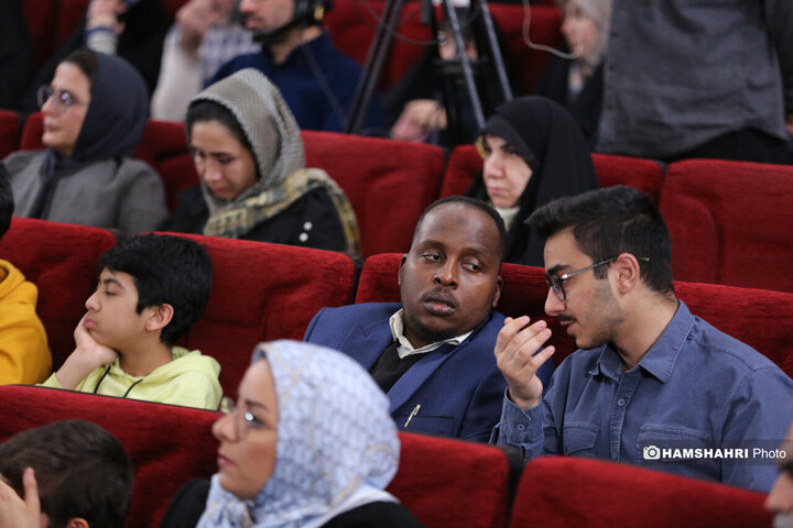 اختتامیه چهاردهمین دوره محافل هم اندیشی سینما انقلاب،جایزه سینمایی ققنوس