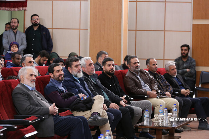 اختتامیه چهاردهمین دوره محافل هم اندیشی سینما انقلاب،جایزه سینمایی ققنوس