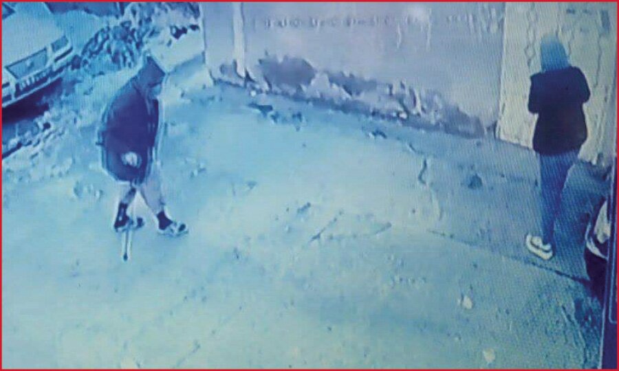 این قاتل خونسرد را شناسایی کنید + تصاویر دوربین مداربسته از صحنه جنایت