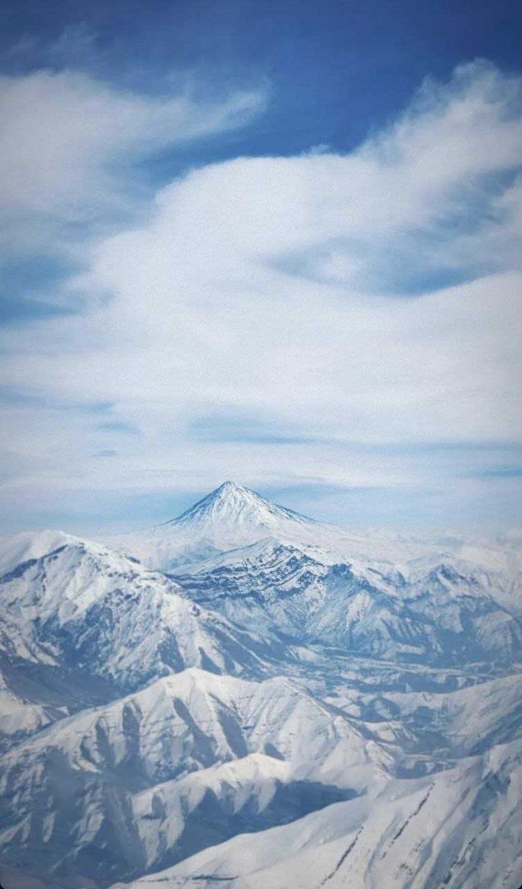 جدیدترین تصویر از نمای دماوند از بالای قله توچال
