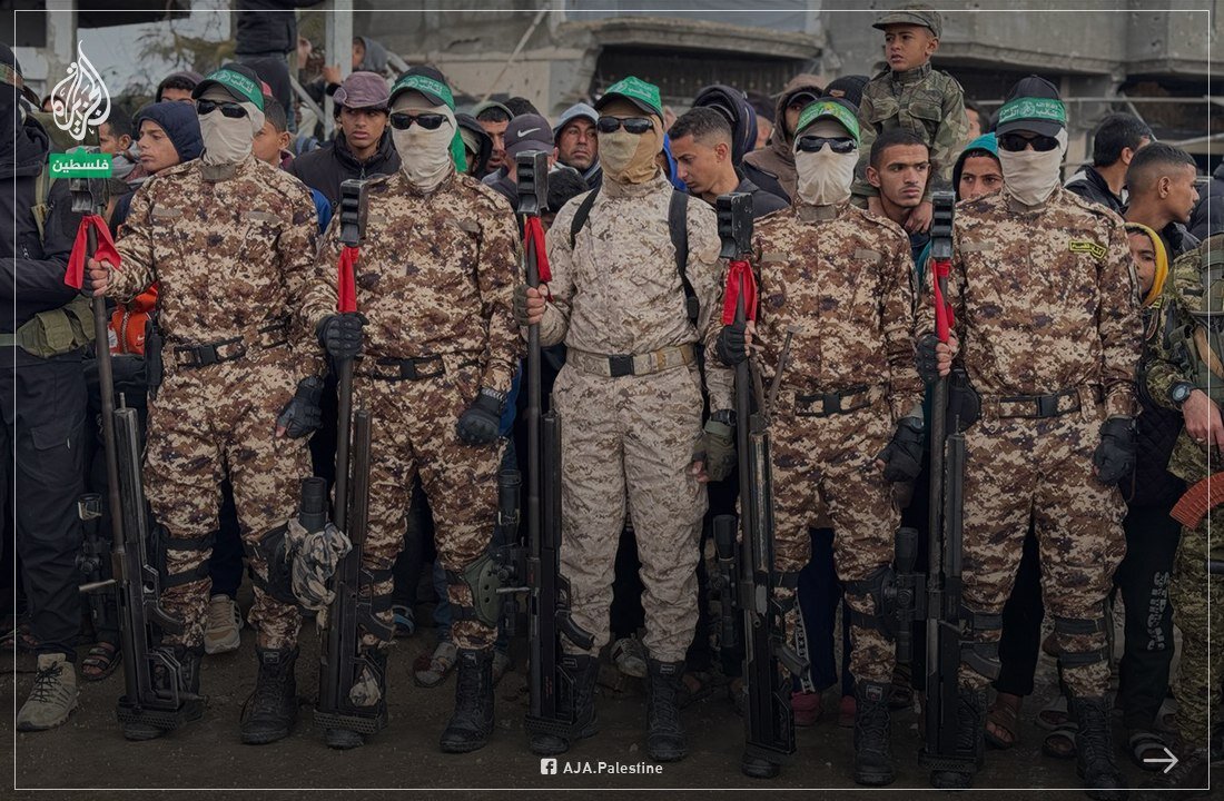 تکتیراندازان گردانهای قسام در مراسم تحویل اسرای اسرائیلی | تصاویر