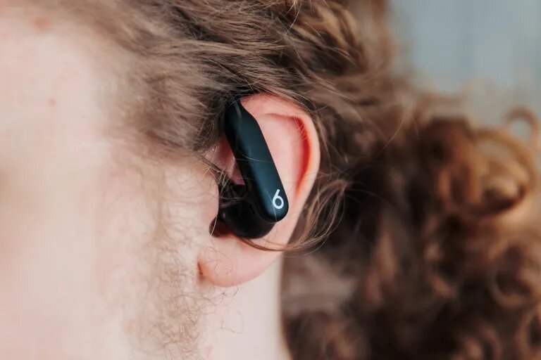 این  هندزفری هیچوقت از گوشتان نمیافتد!