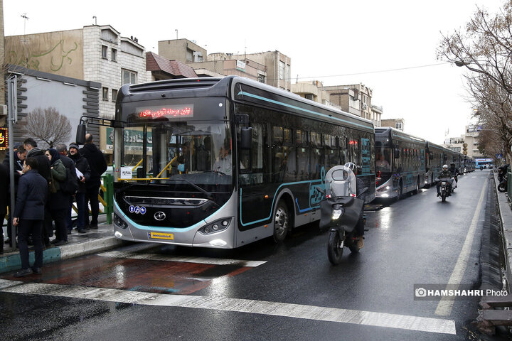 اتوس برقی های جدید در خیابان جمهوری