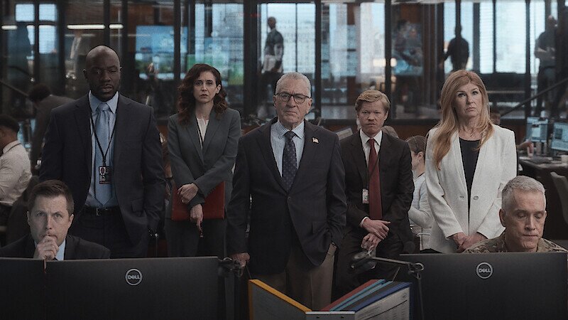 اولین واکنشها به مینیسریال جدید رابرت دنیرو | بازیهای خوب اما روایتی بیاثر