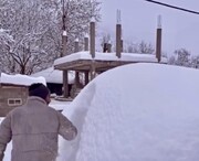 تصاویر حجم عجیب برف در رامسر | وضعیت خودروی این شهروند را ببینید + فیلم