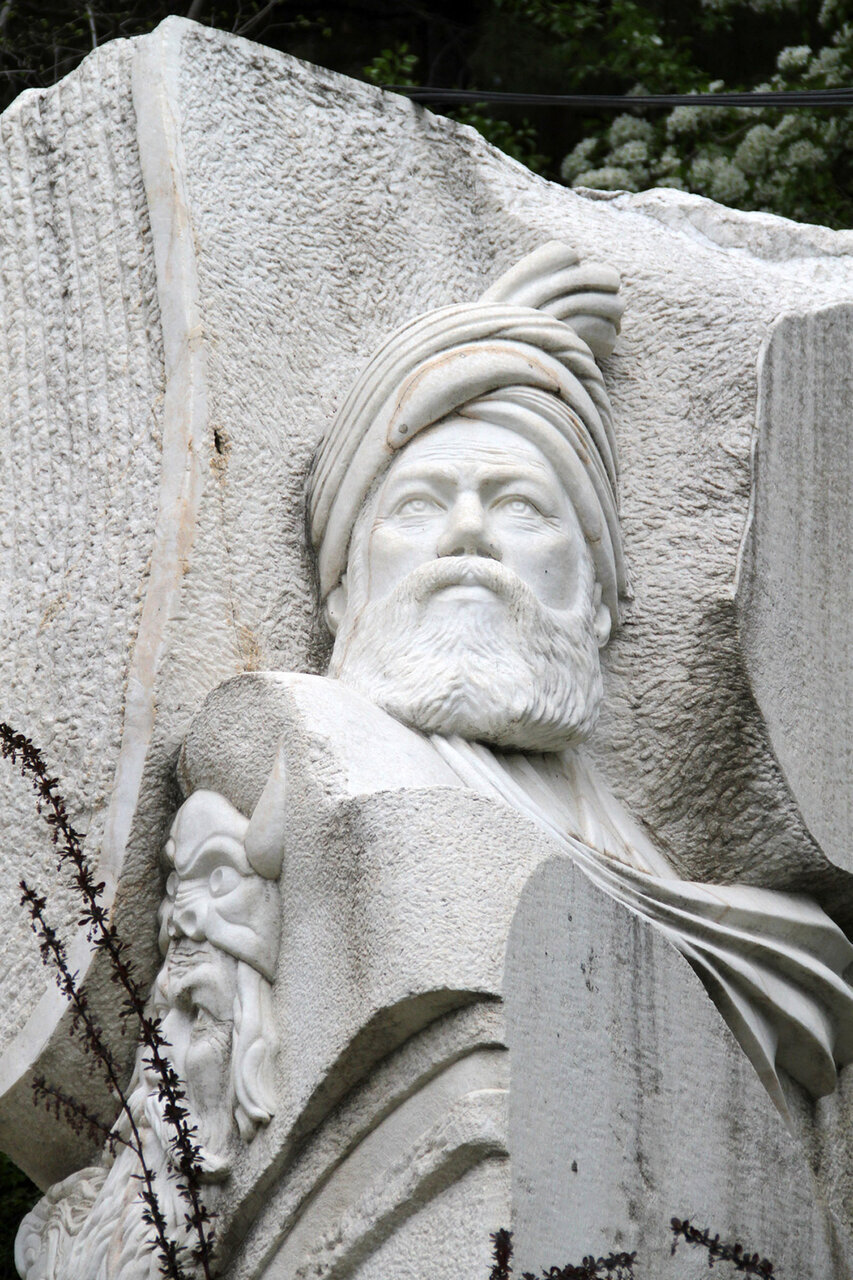 از ملاقات با خیام تا همنشینی با قیصر