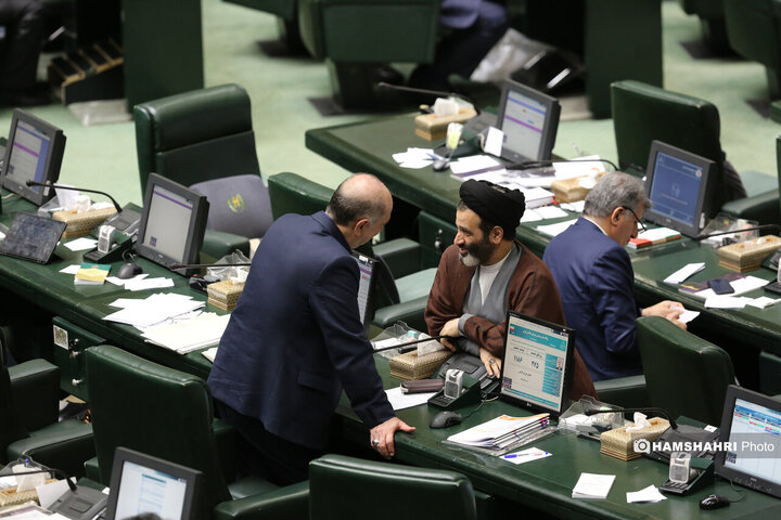 آغاز بررسی جداول بودجه ۱۴۰۴ در مجلس