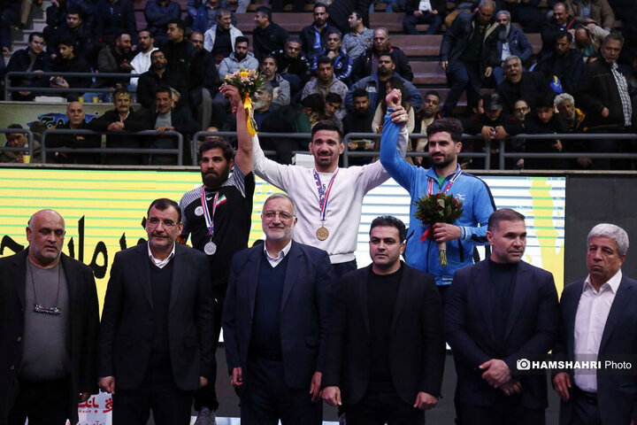 مسابقات کشتی کارکنان شهرداری تهران