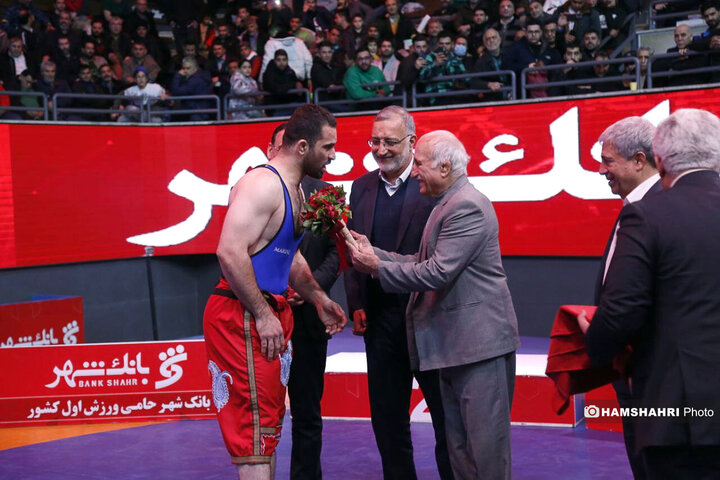 مسابقات کشتی کارکنان شهرداری تهران