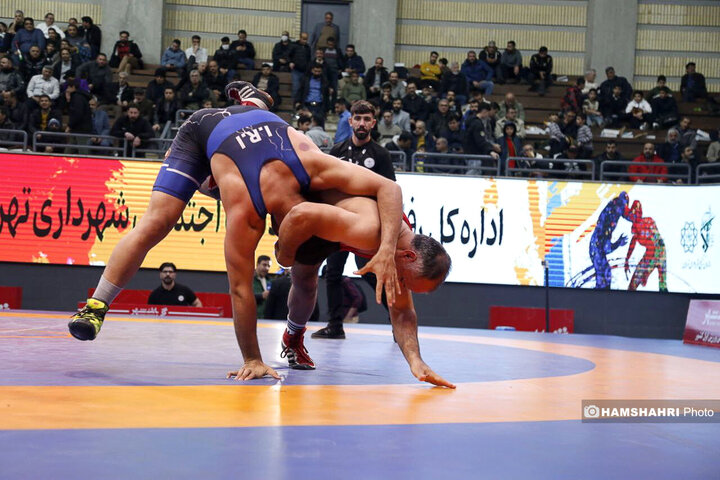 مسابقات کشتی کارکنان شهرداری تهران