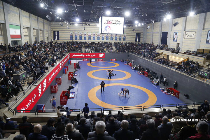 مسابقات کشتی کارکنان شهرداری تهران