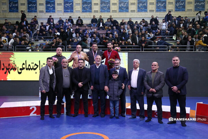 مسابقات کشتی کارکنان شهرداری تهران