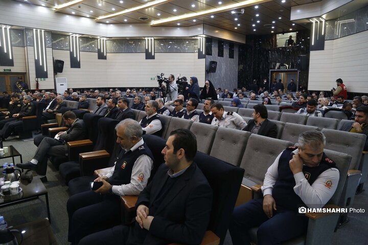 همایش برسی راهکارهای کاهش اتش سوزی خودروها