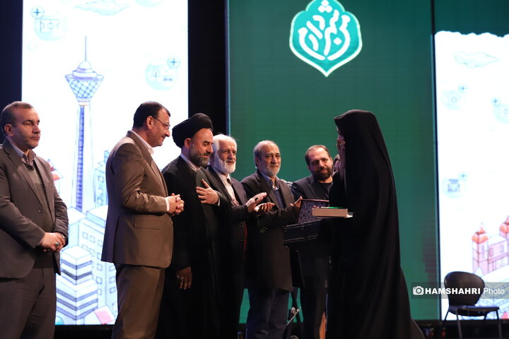 آیین تقدیر از فعالان سومین دوره طرح شهردار من