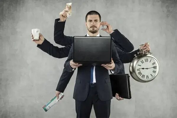 ۱۵ عادت روزمره که نشان از اضطراب شما دارد؟