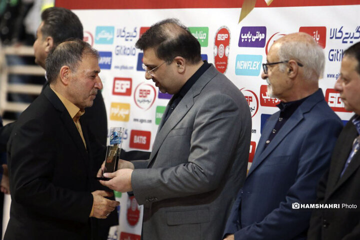 مراسم جشن قهرمانی لیگ برتر فوتسال| گیتی پسند قهرمان شد