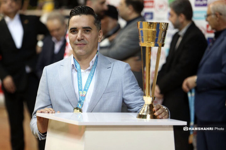 مراسم جشن قهرمانی لیگ برتر فوتسال| گیتی پسند قهرمان شد