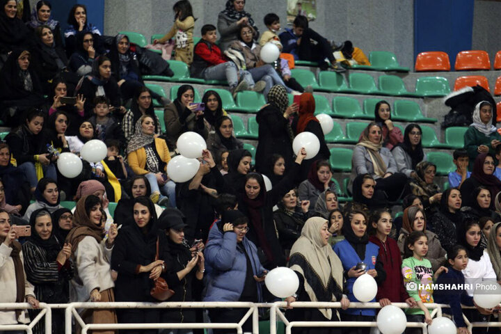 مراسم جشن قهرمانی لیگ برتر فوتسال| گیتی پسند قهرمان شد