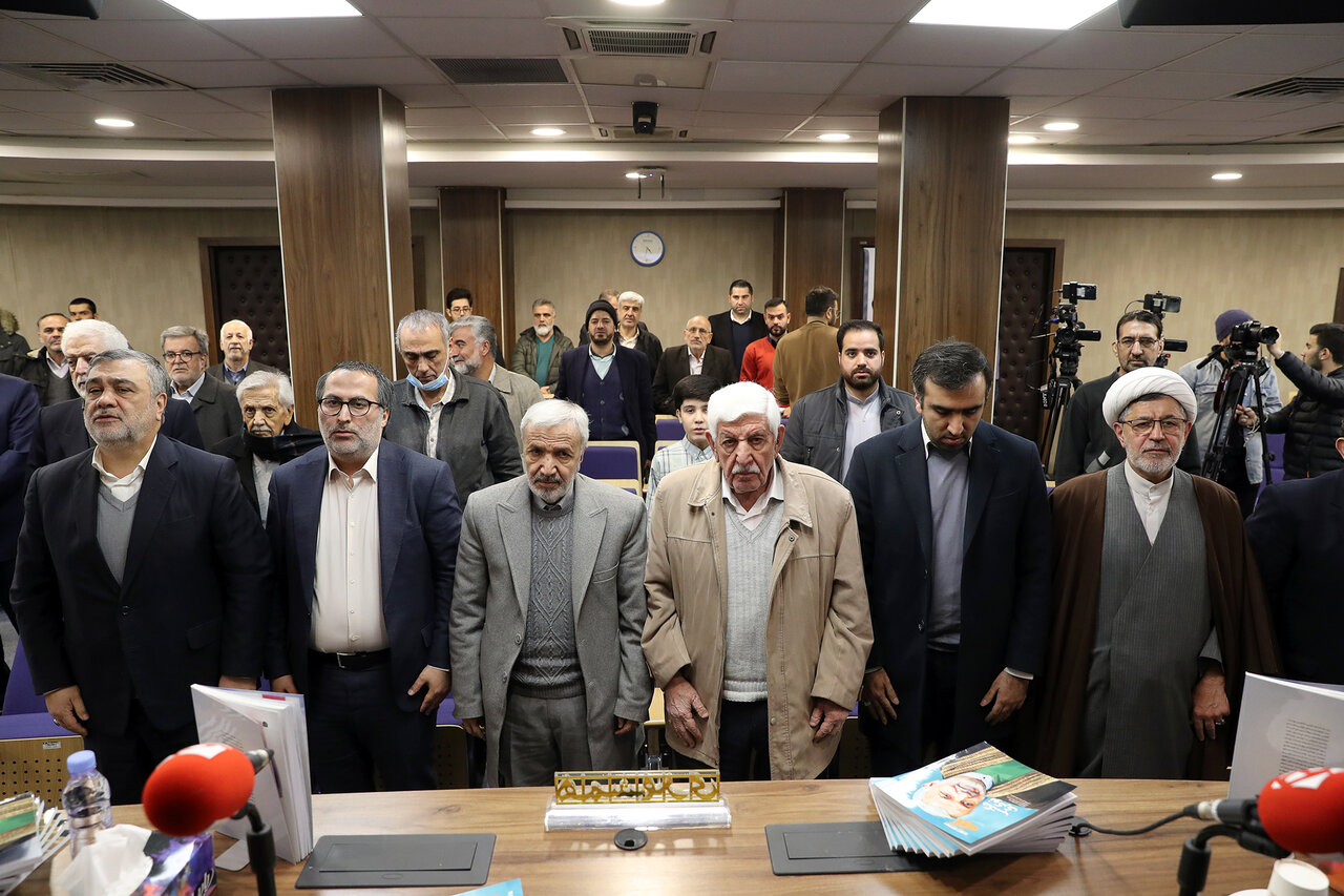 روایت فرزند حاجماشاءالله عابدیفرد از سبک مداحی پدرش | تعریف رهبر انقلاب از سبک مداحی خوب