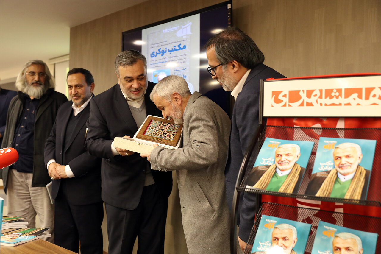 مداحی انقلابی حرکت رو به جلو شیعه است | نقش حاجماشاءالله در مداحی انقلابی مهم است